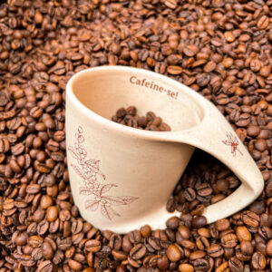 Caneca Baristrô - Cafeíne-se!